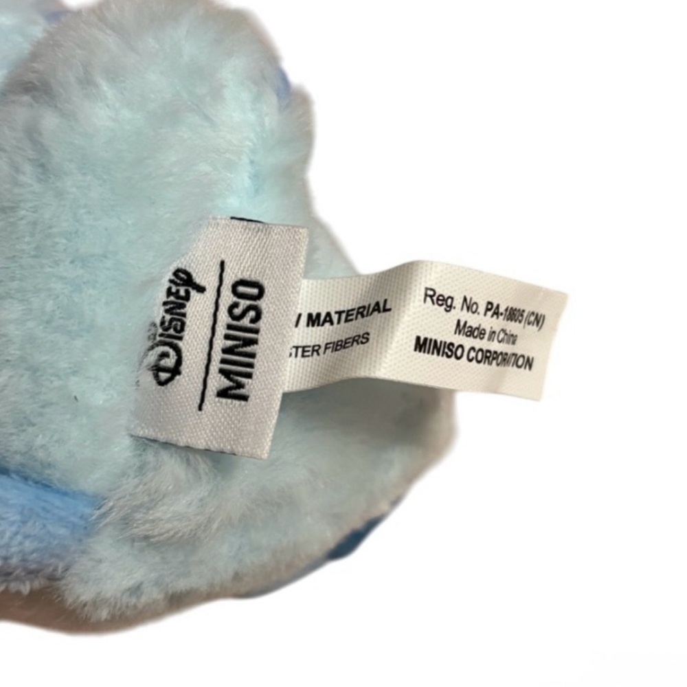 Disney MINISO Stitch Eat Something Before
Sleep Vinyl Plush KeychainSleepy Donut - Picture 7 of 9
